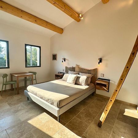 Mas Campau Bed & Breakfast Fontvieille Exterior photo